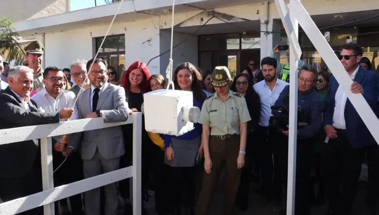 Colocan primera piedra de nueva Subcomisaría de Llay Llay