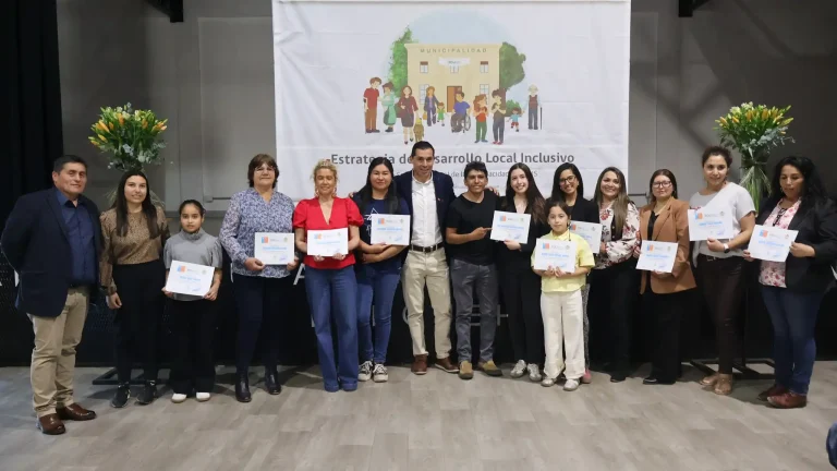 Cerca de 40 vecinos de Panquehue se certifican en su primer gran curso de Lengua de Señas